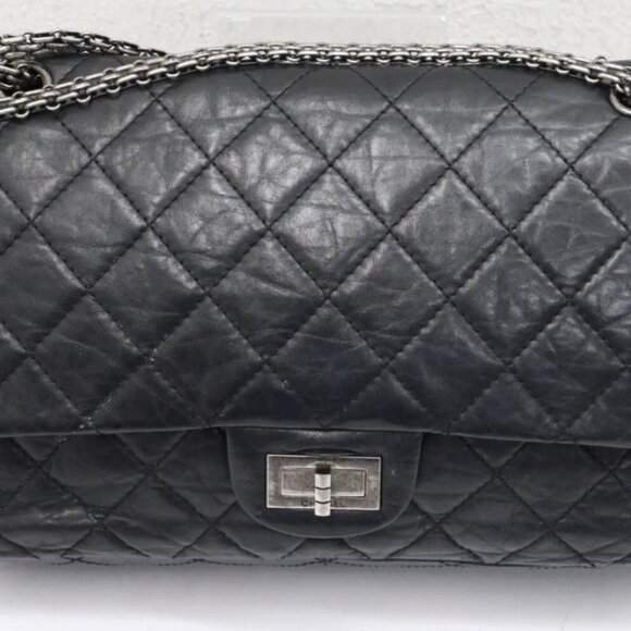 Chanel 2.55 Reissue 226 Double Flap Shoulder Bag - Picture 3 of 15